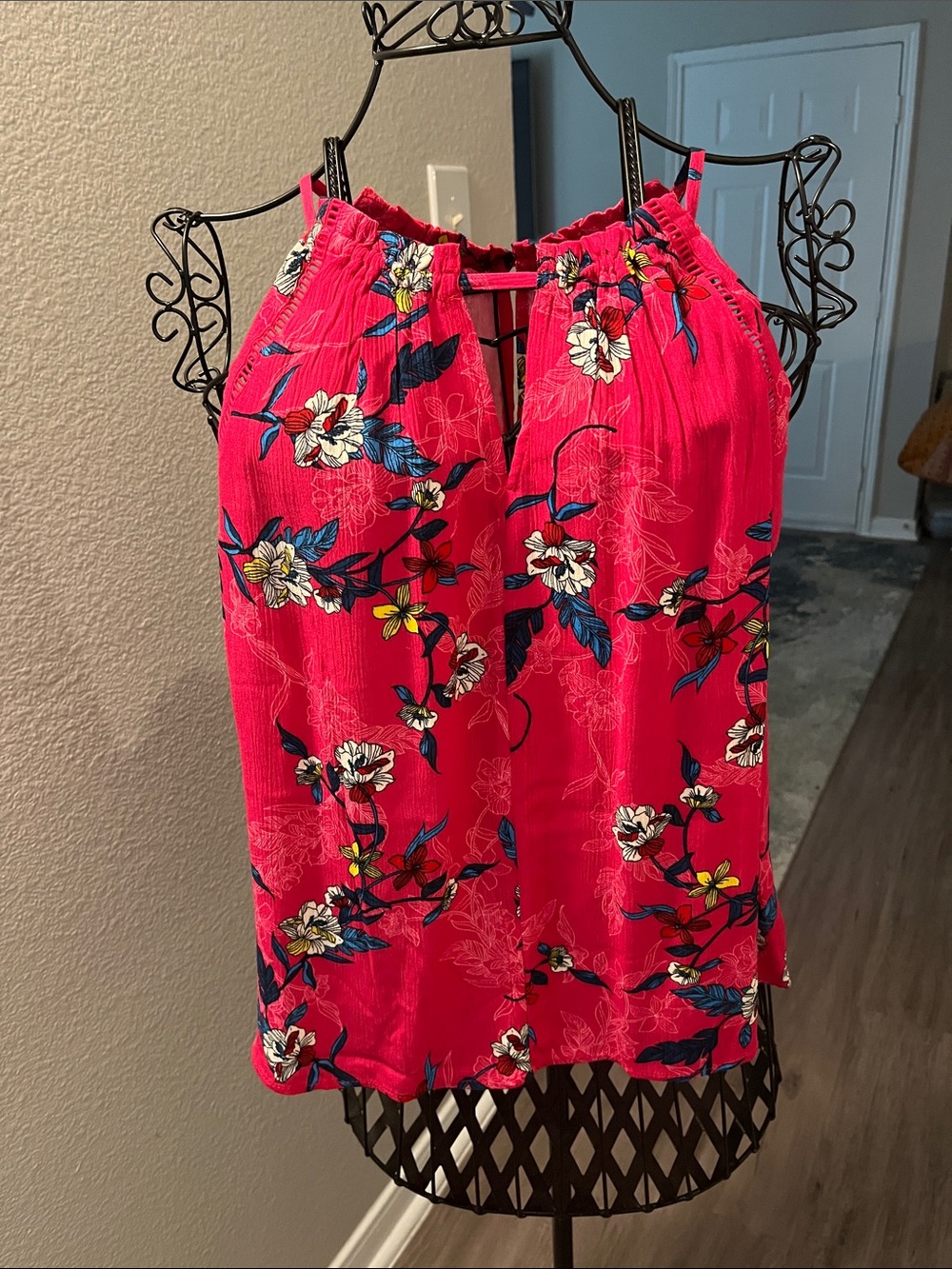 Jessica Simpson Bright Pink Floral Halter Camisole